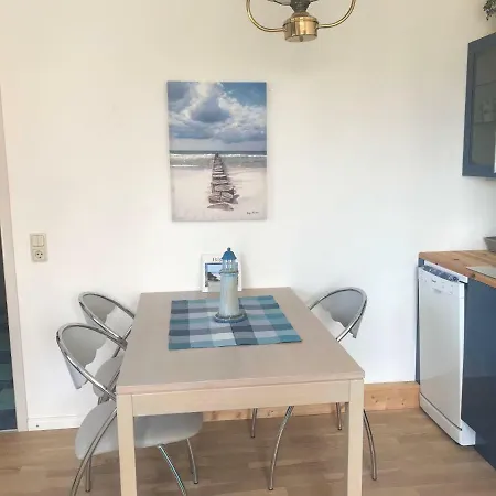 Luett Westen - 300m Vom Apartment Klein Zicker